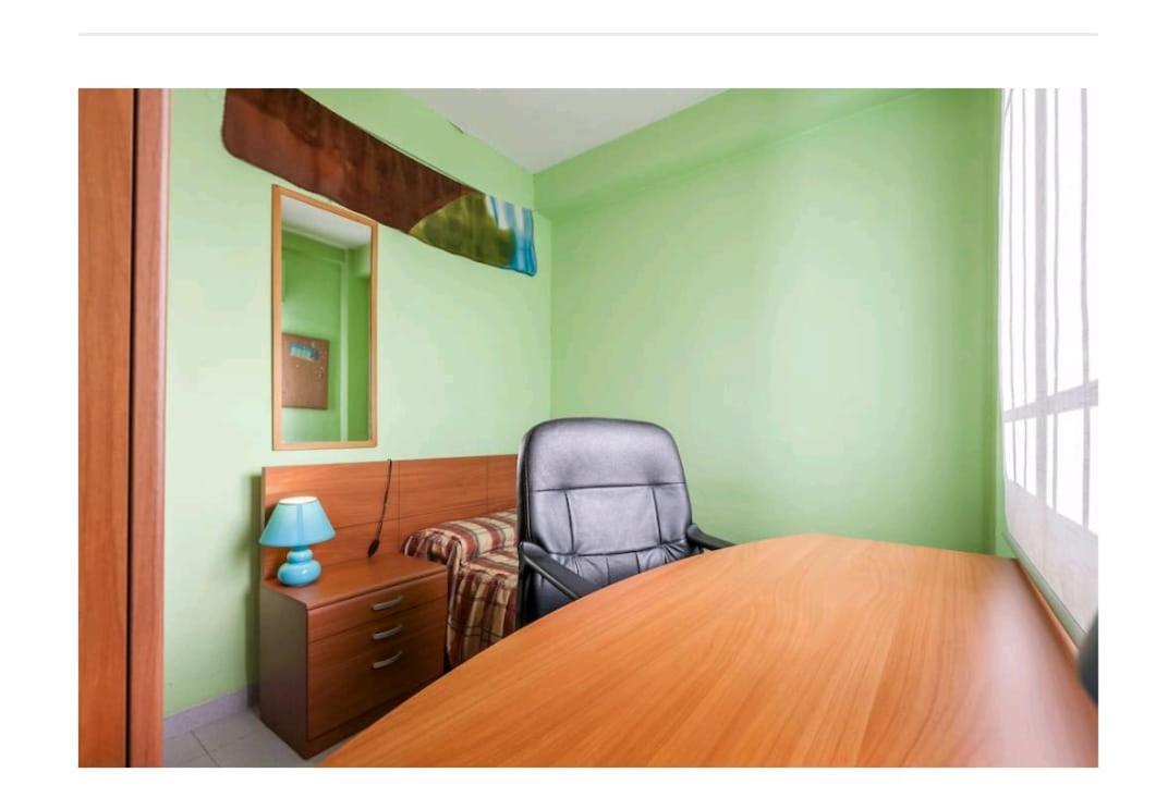 Piso Con Buena Red Wiffi Fibra Optica Alquiler De Accommodatie bij particulieren Sevilla